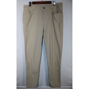 Lululemon Men's Size 34 Beige 28" Inseam ABC Pants